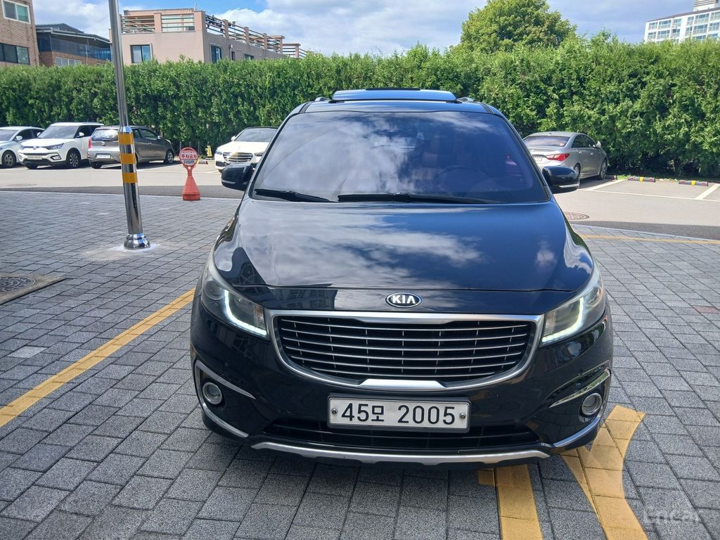 Kia Carnival
