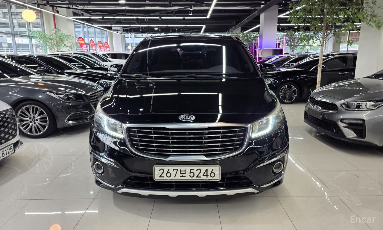Kia Carnival