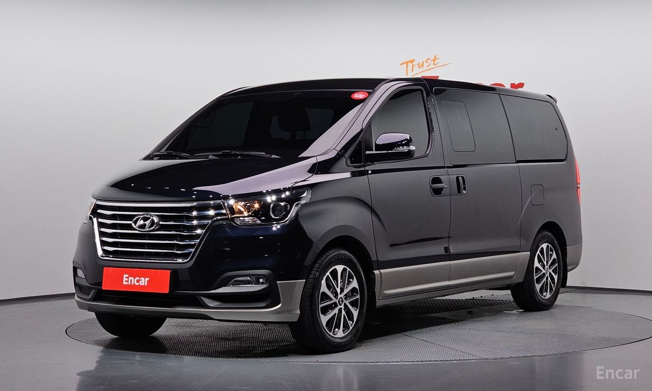 Hyundai Starex