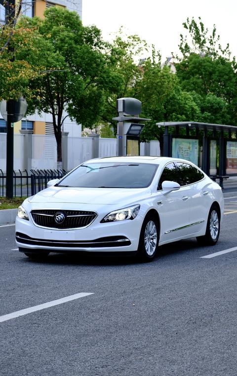 Buick LaCrosse