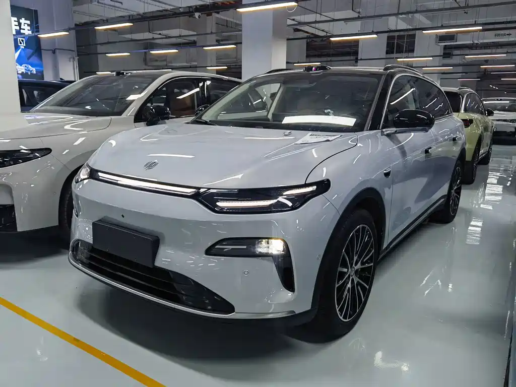 Leapmotor C11