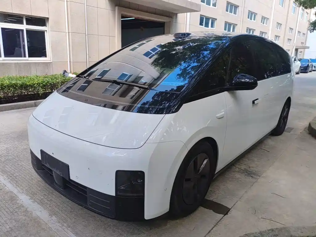 Li Auto MEGA