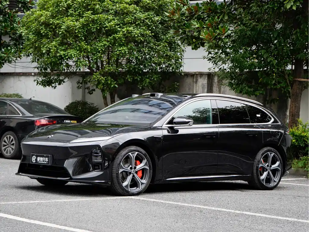 NIO ET5T