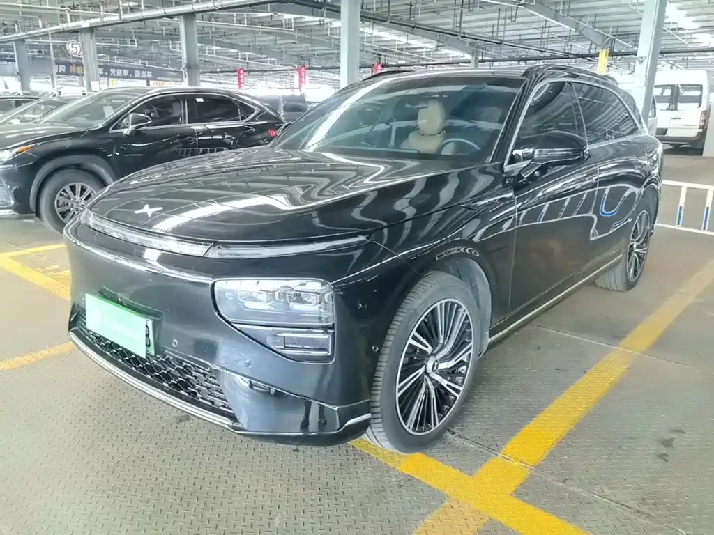 Xpeng G9