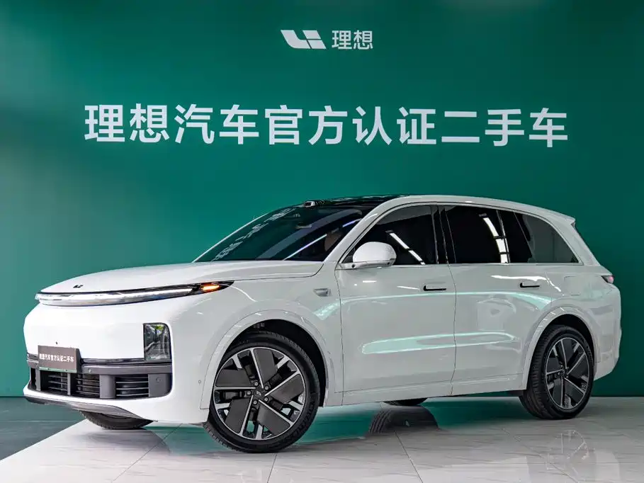 Li Auto L8