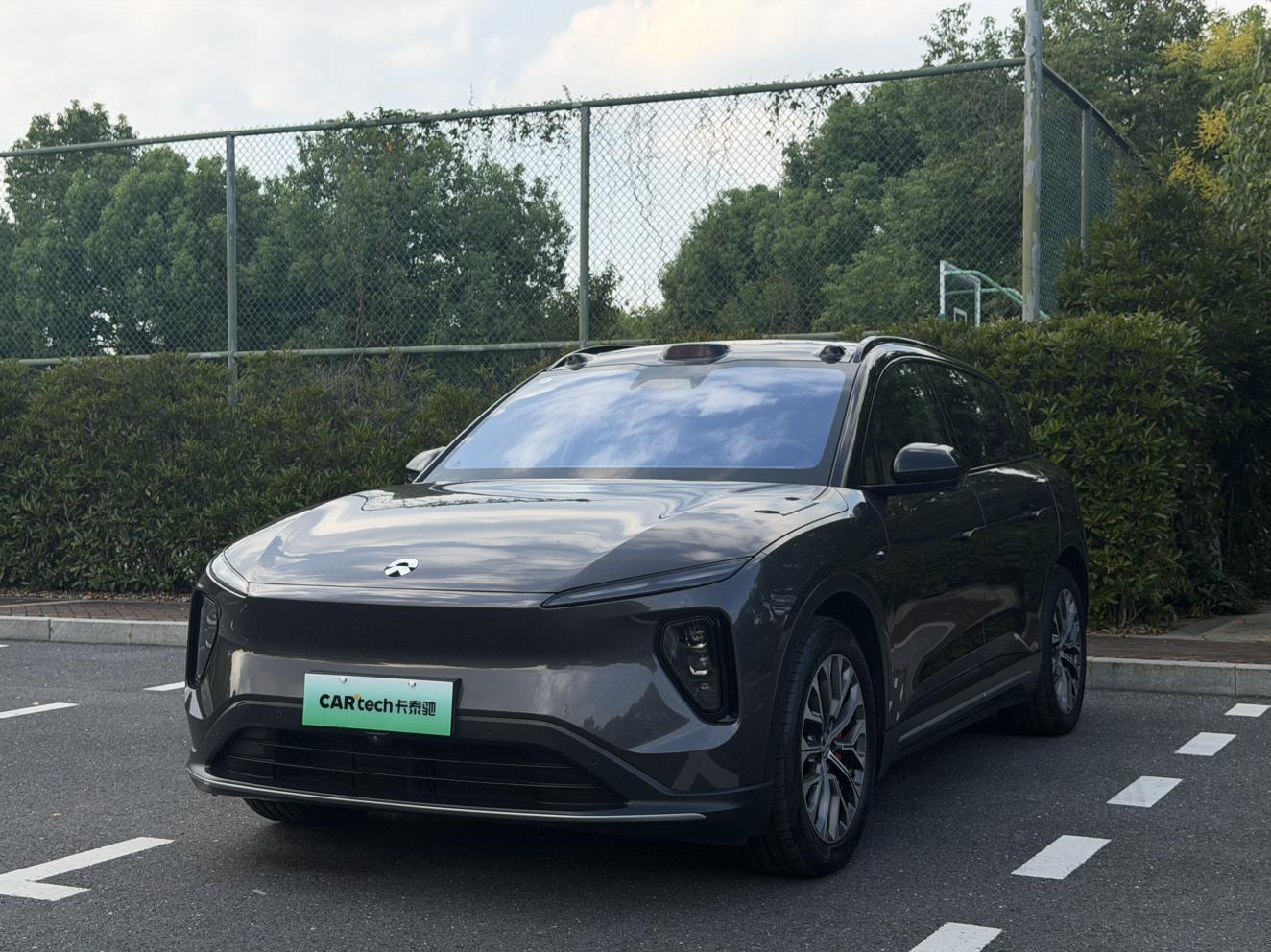 NIO ES6