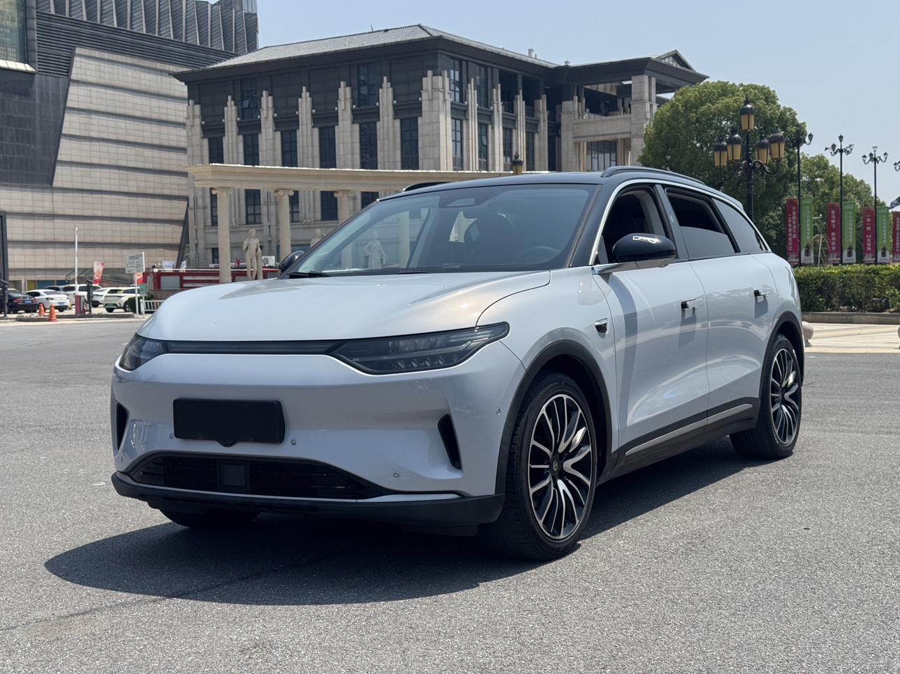Leapmotor C11