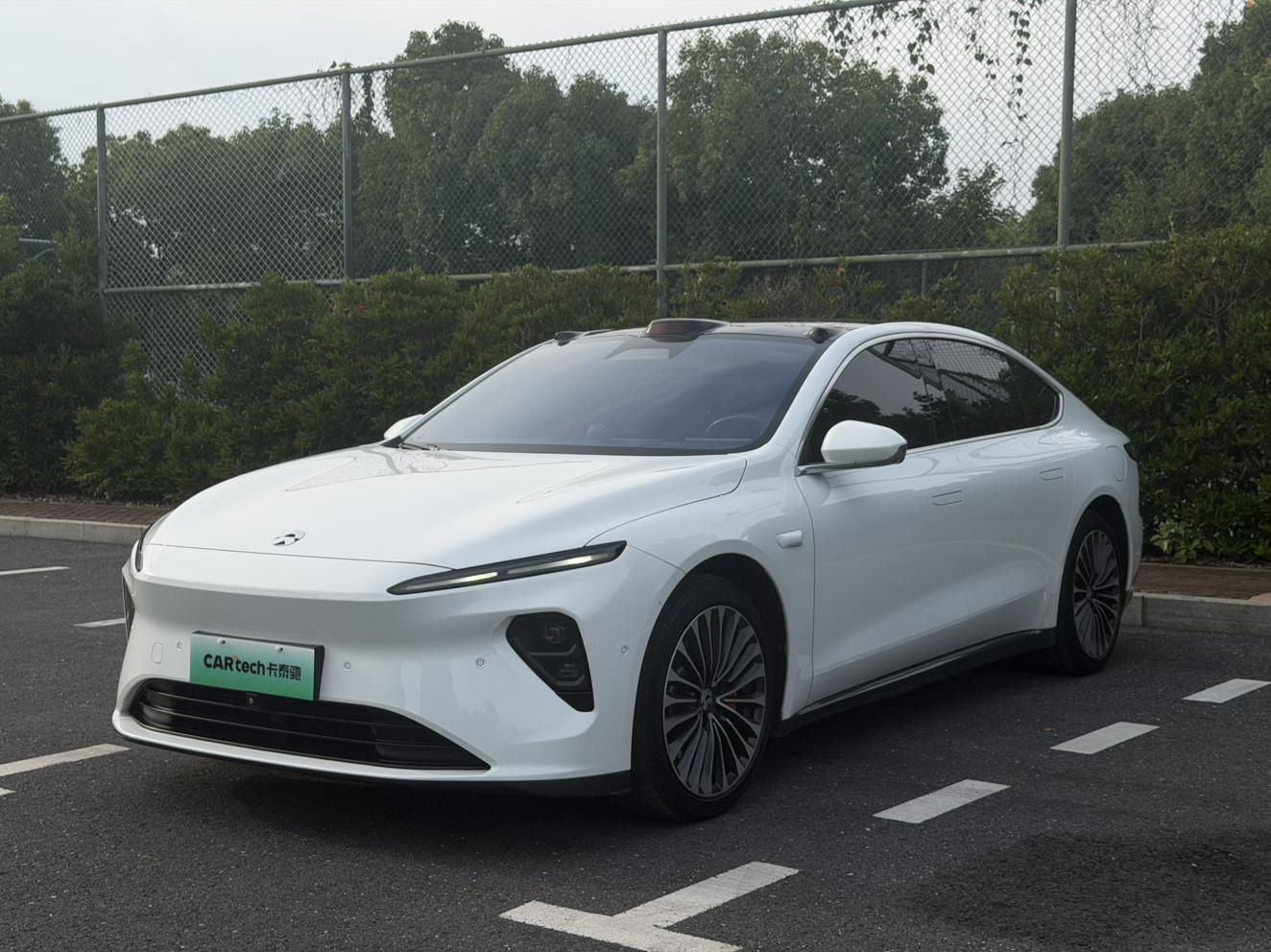 NIO ET7