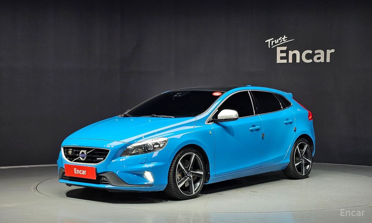 Volvo V40