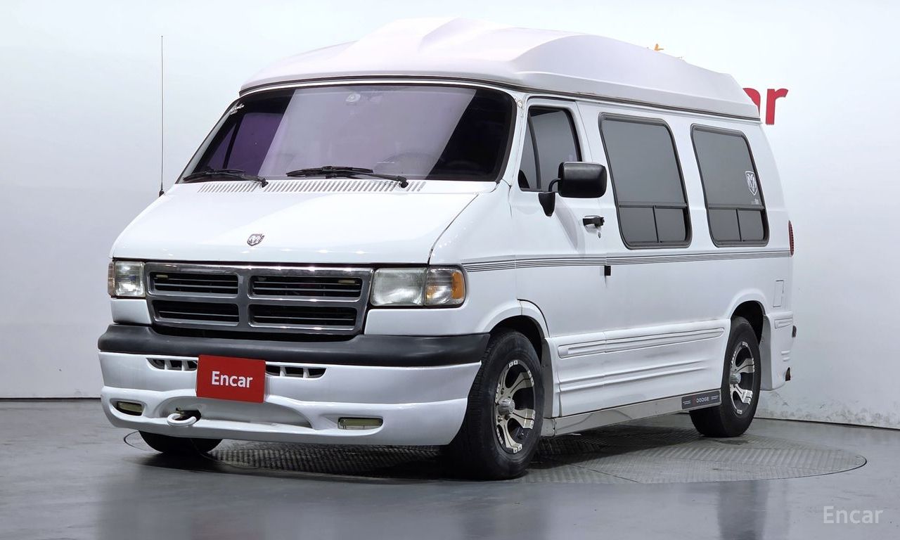 Dodge RAM Van