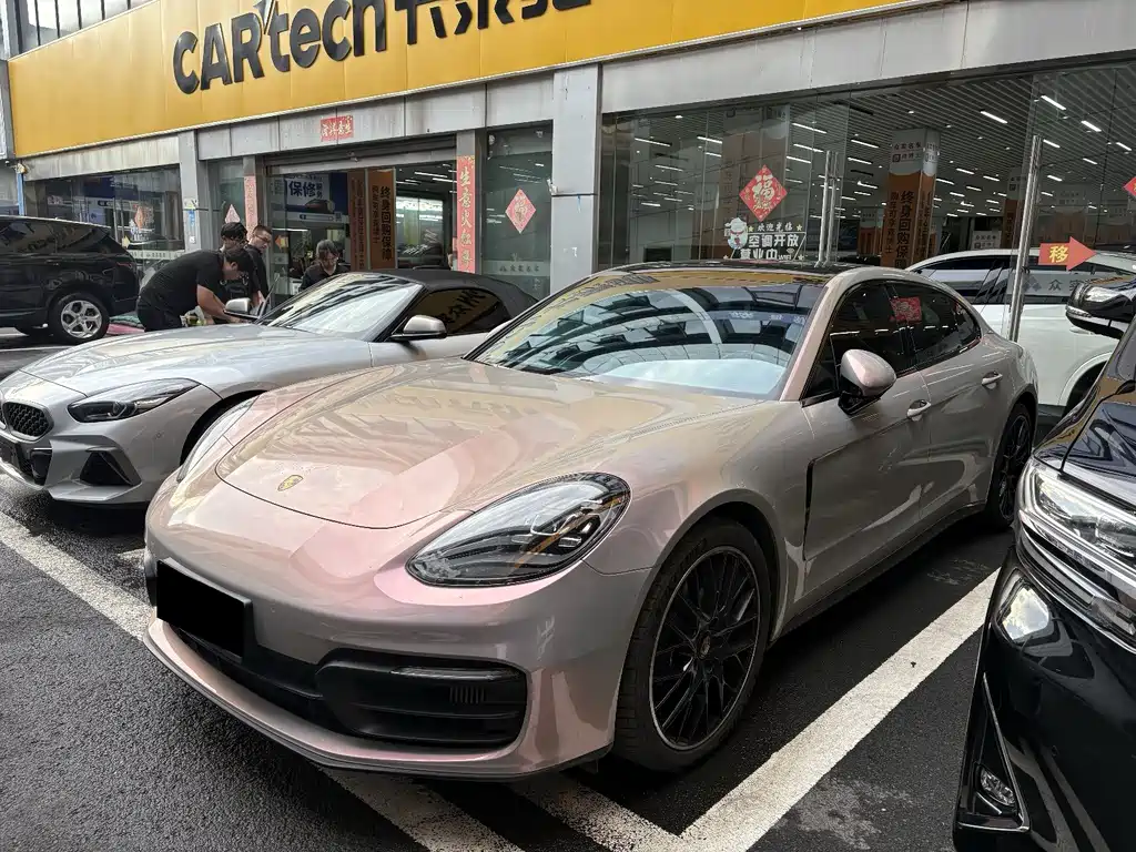Porsche Panamera