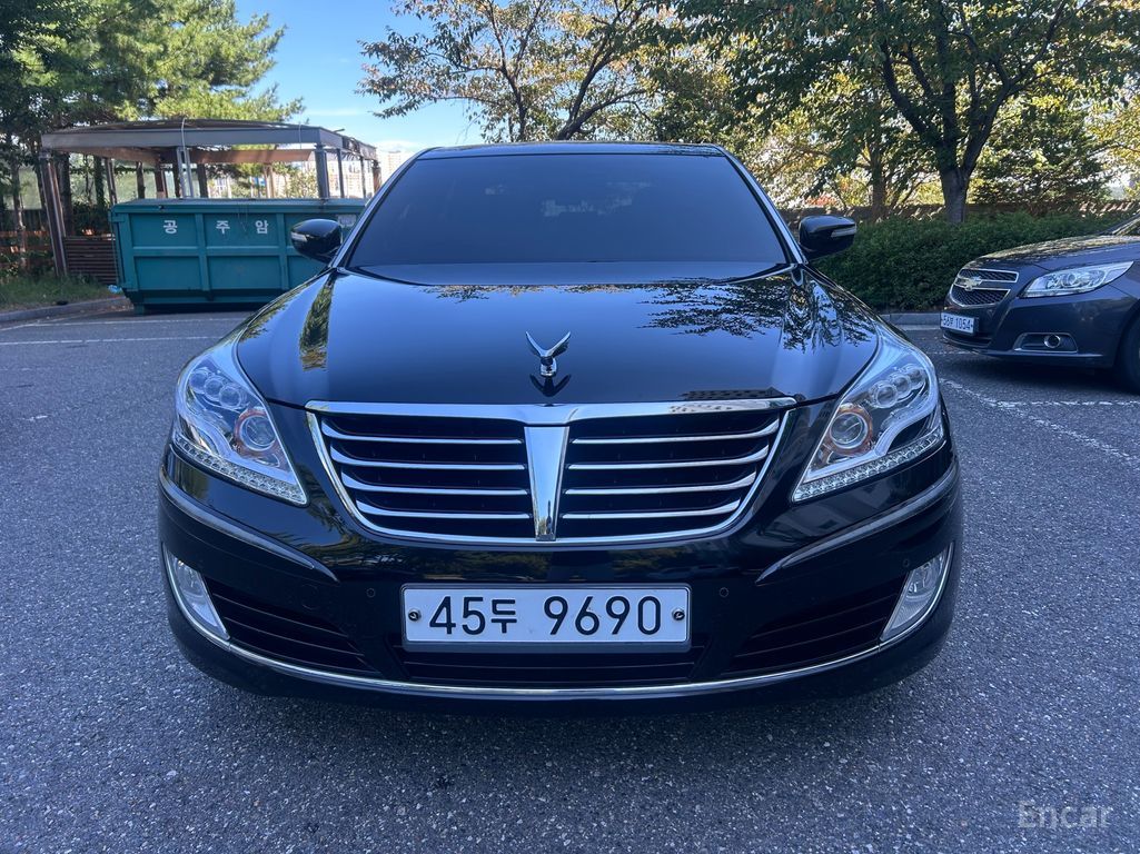 Hyundai Equus