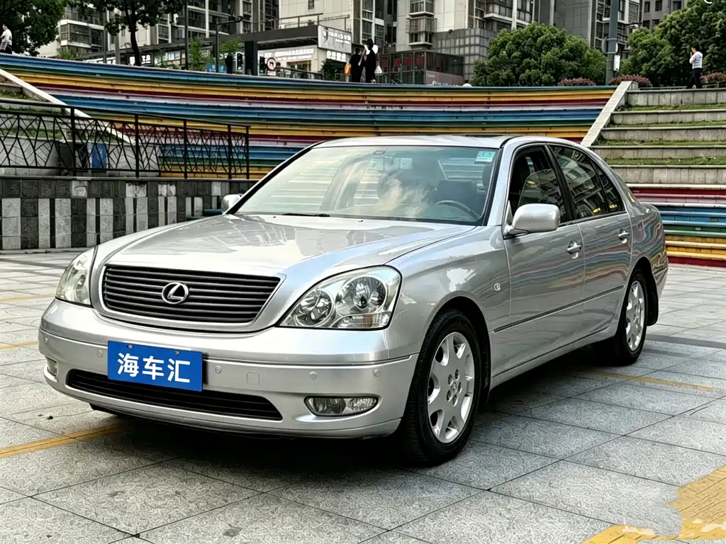 Lexus LS