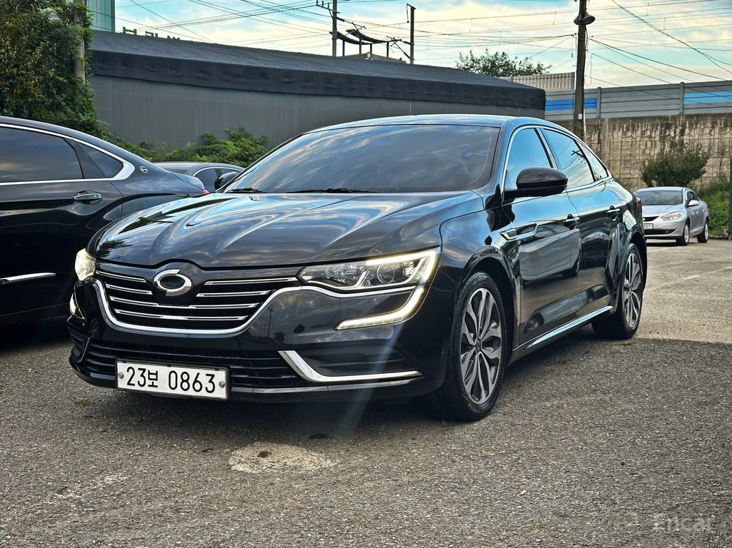 Renault SM6