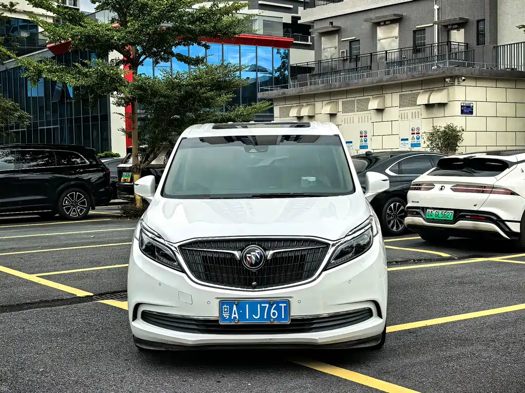 Buick GL8