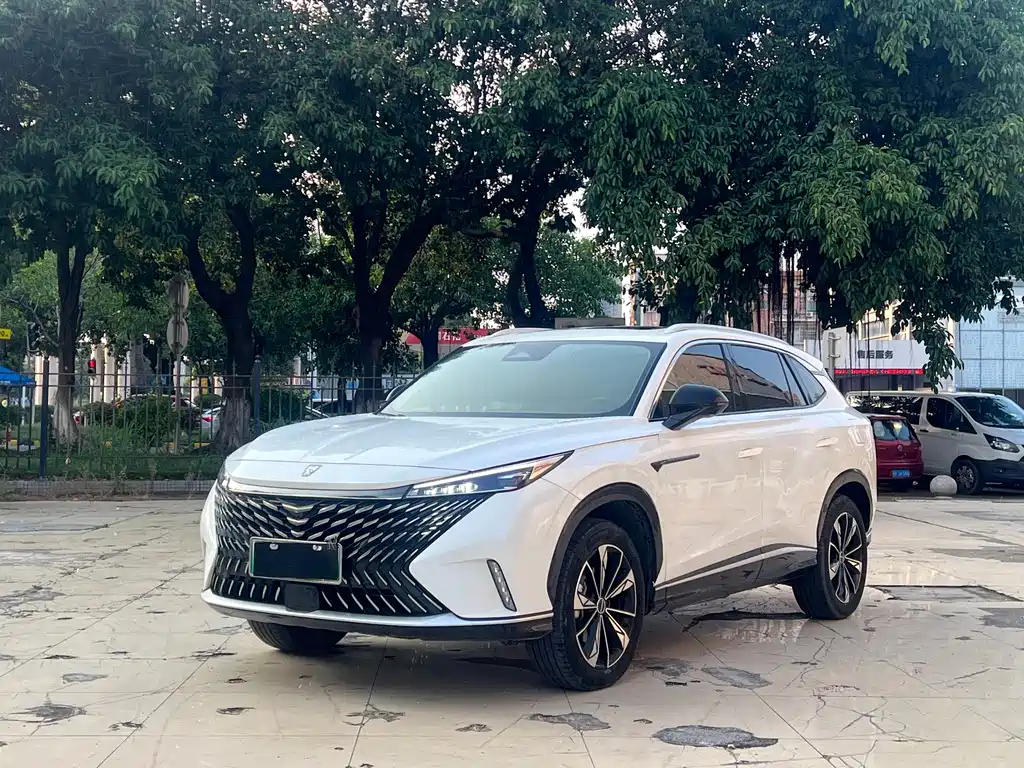 Roewe RX5