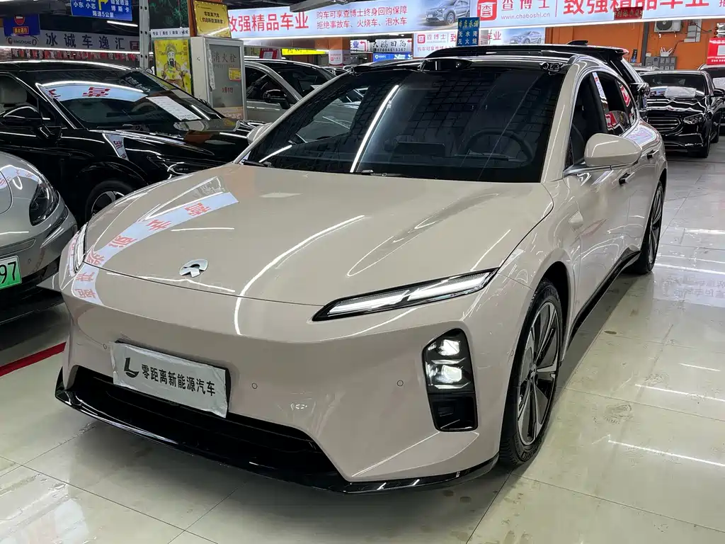 NIO ET5T