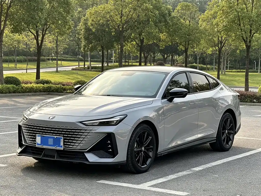 Changan UNI-V