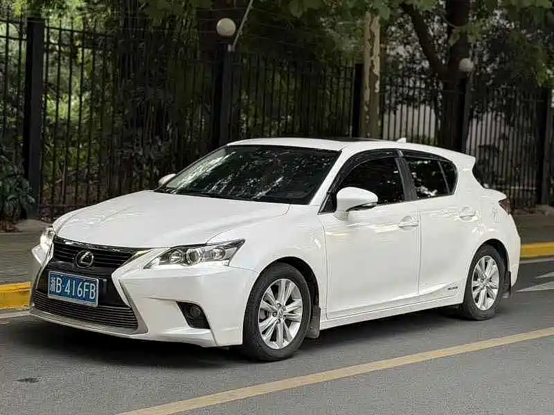 Lexus CT