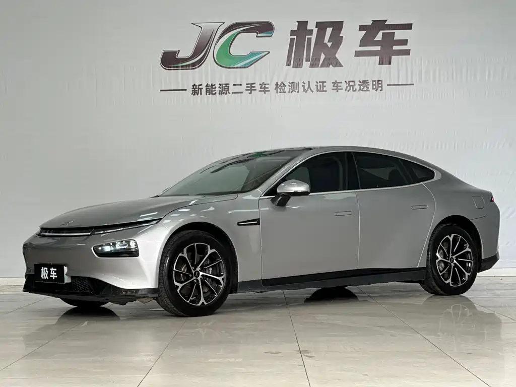 Xpeng P7