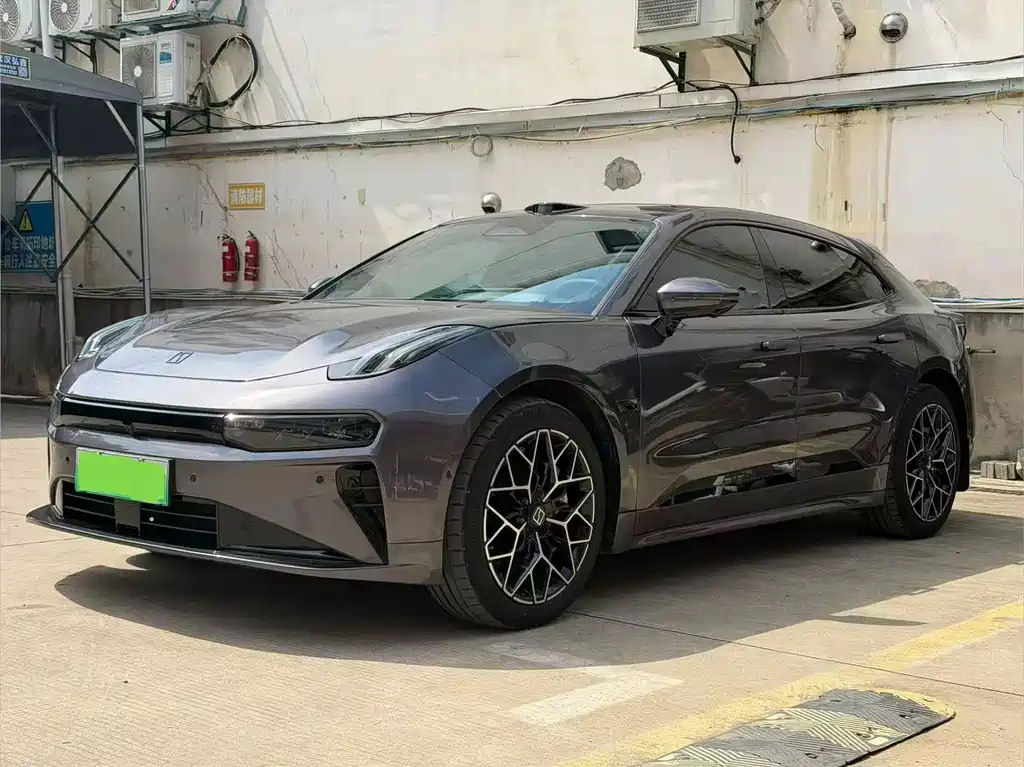 Zeekr 001