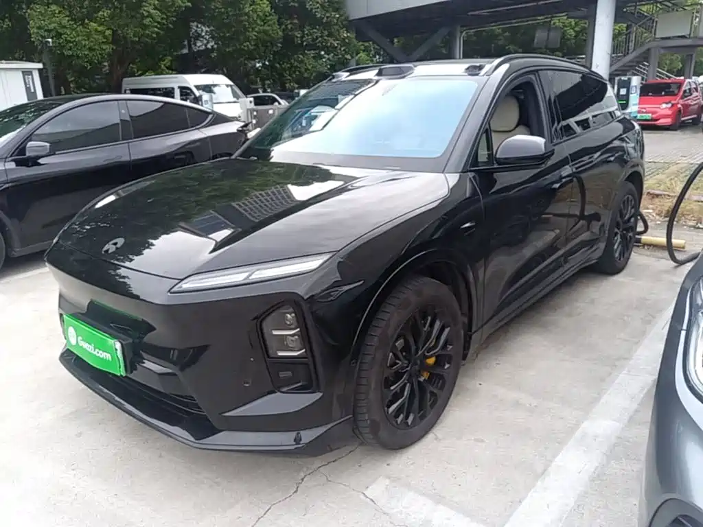 NIO ES6