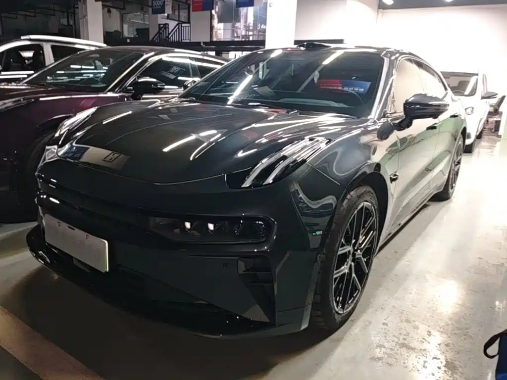 Zeekr 001
