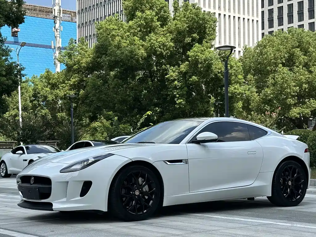 Jaguar F-Type