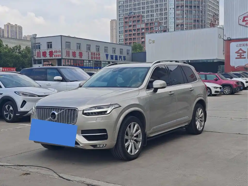 Volvo XC90