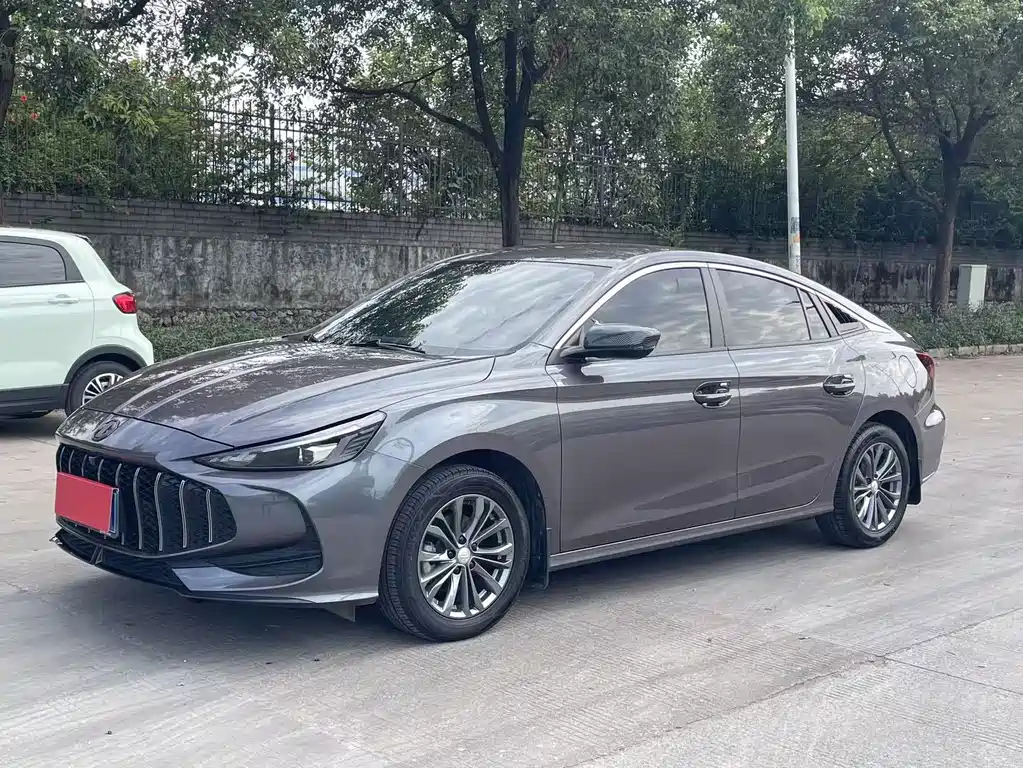 MG 5