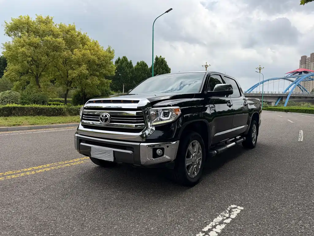 Toyota Tundra