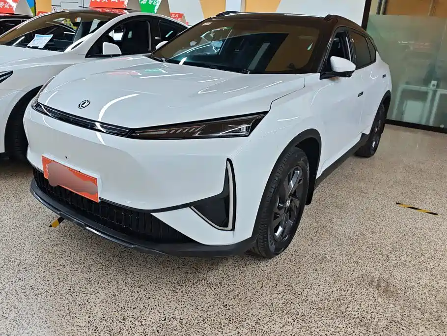 Dongfeng L7