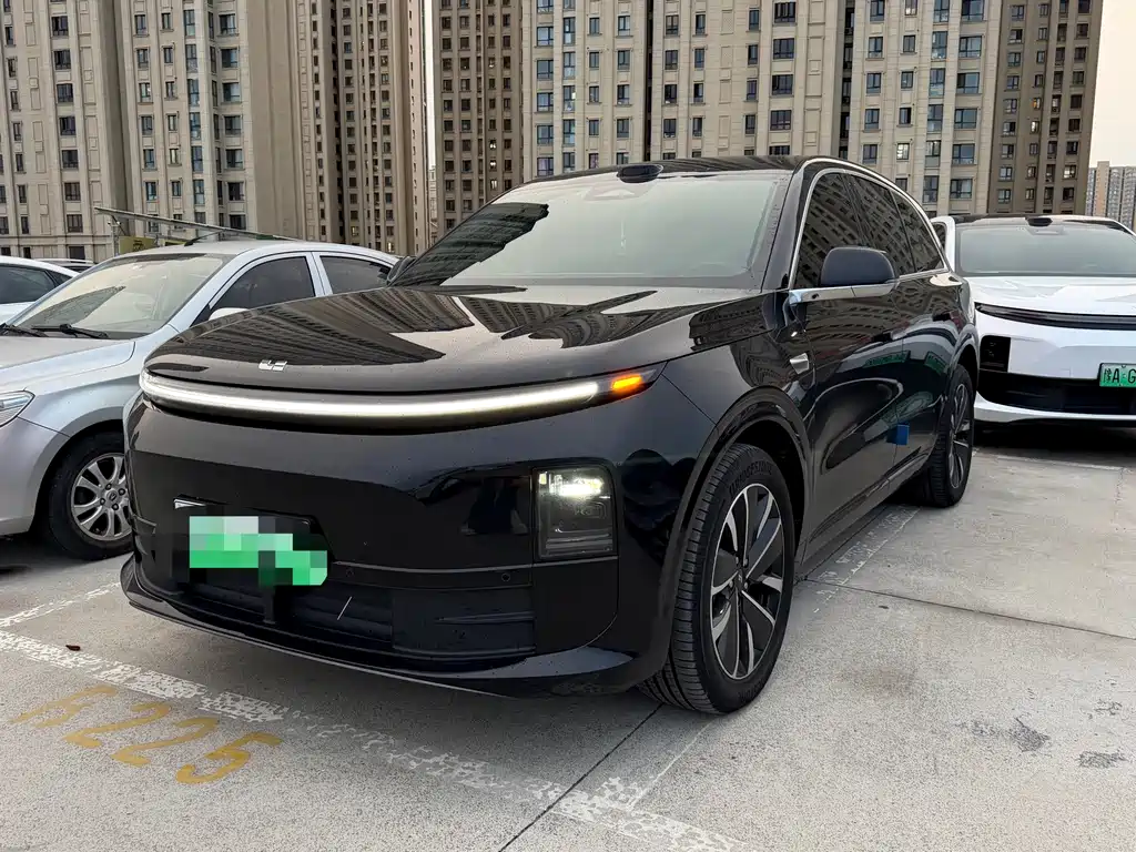 Li Auto L6