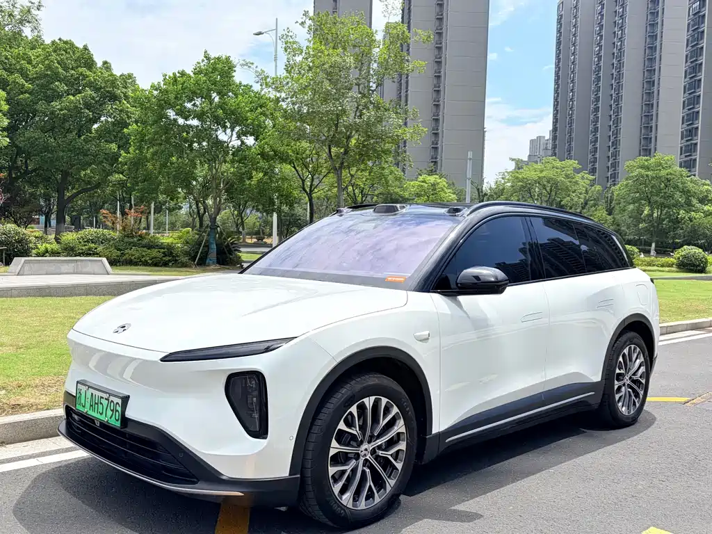 NIO ES6