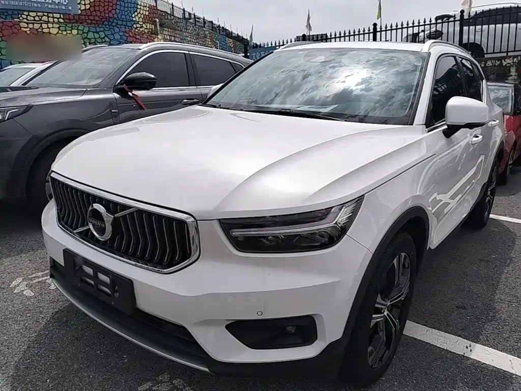 Volvo XC40