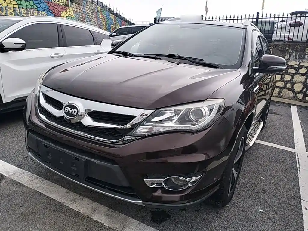 BYD S7