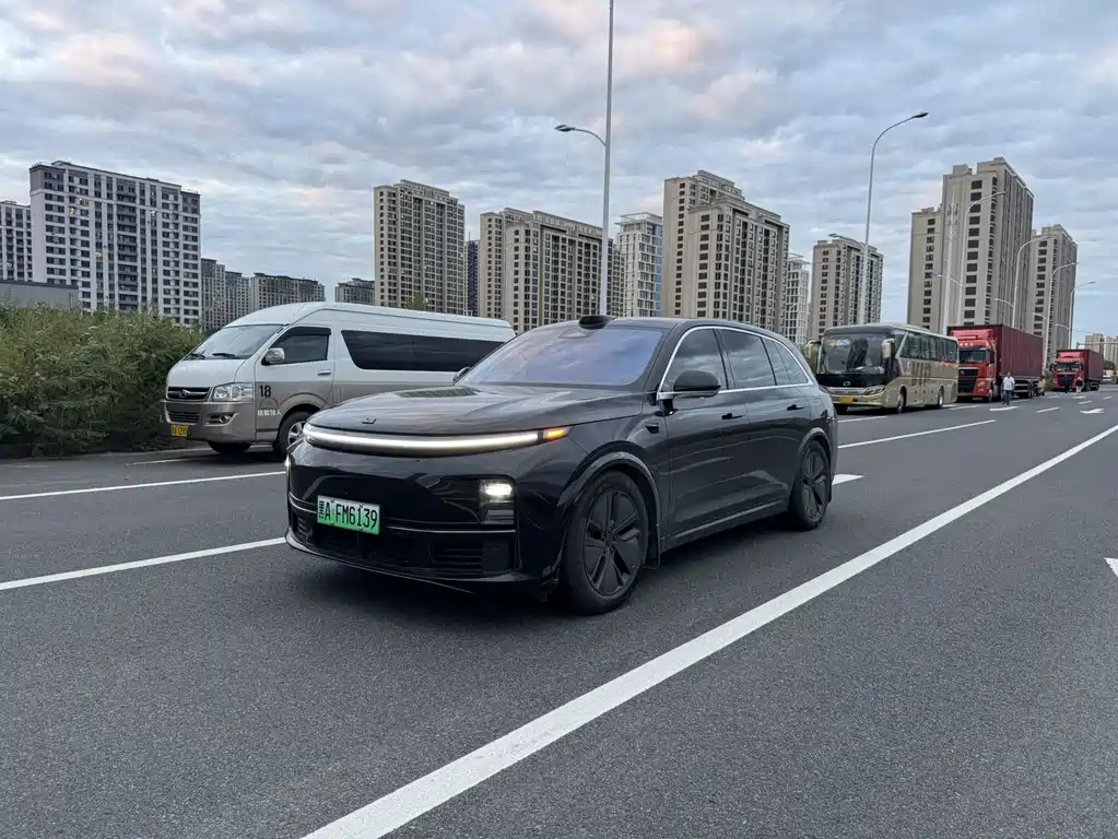 Li Auto L7