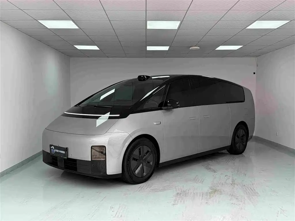 Li Auto MEGA