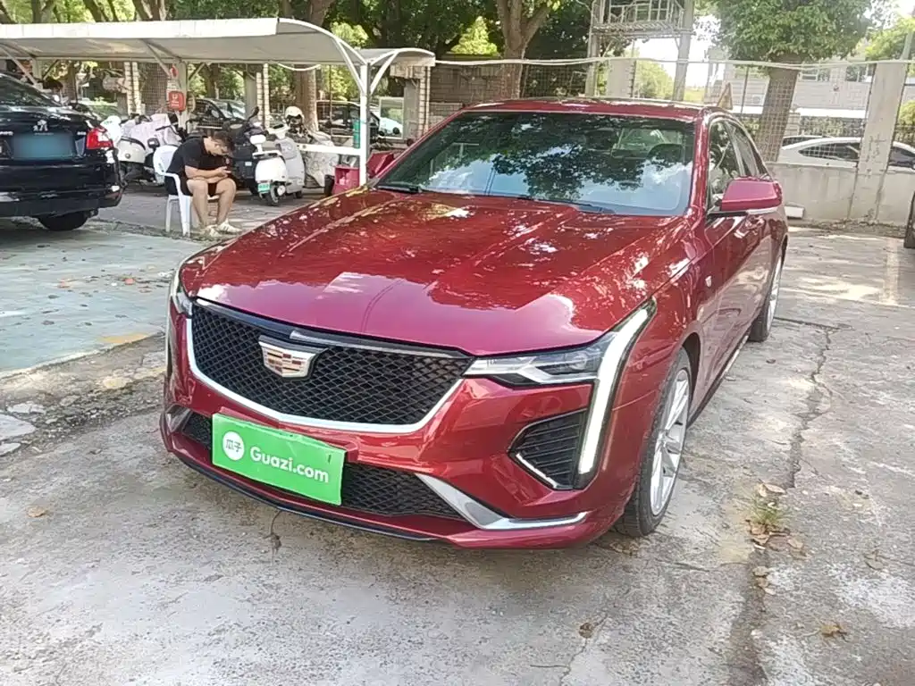 Cadillac CT4