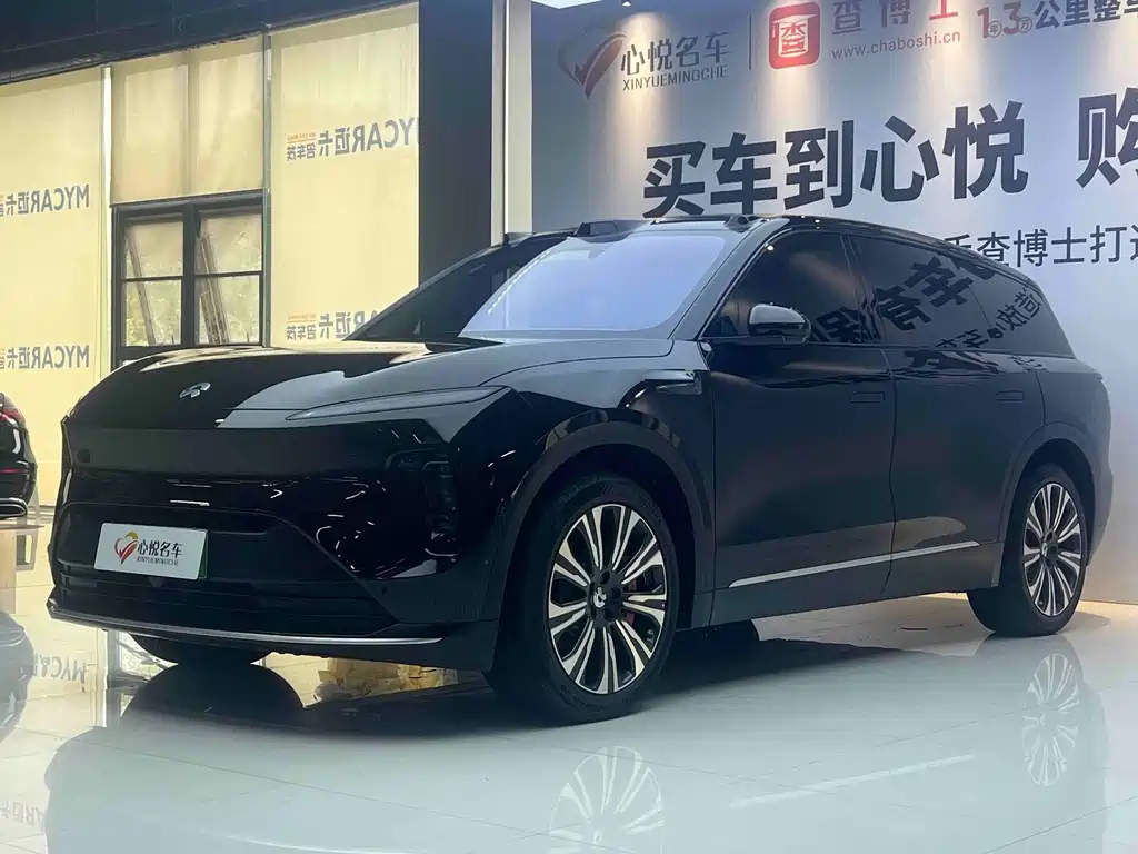 NIO ES8