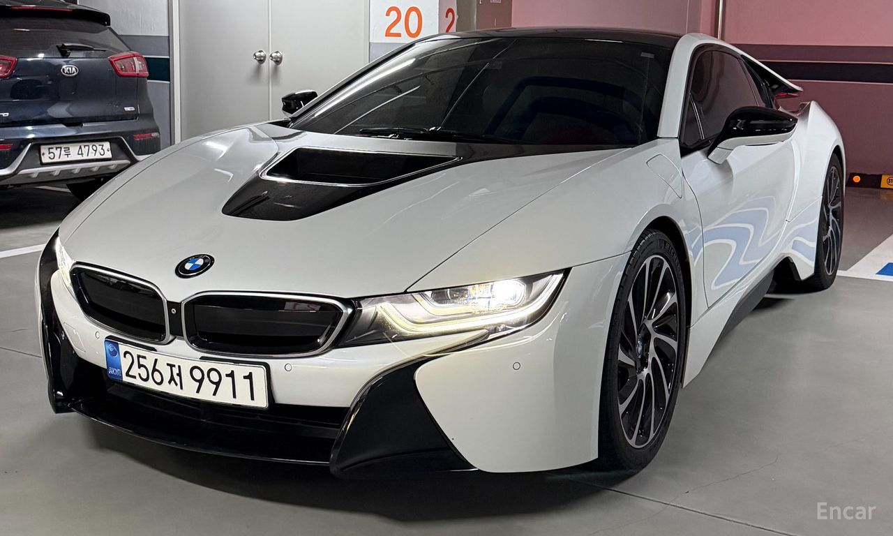 BMW i8