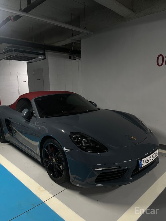 Porsche 718
