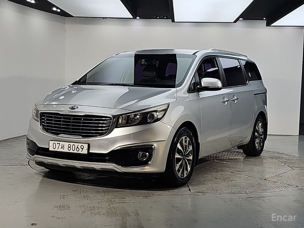 Kia Carnival