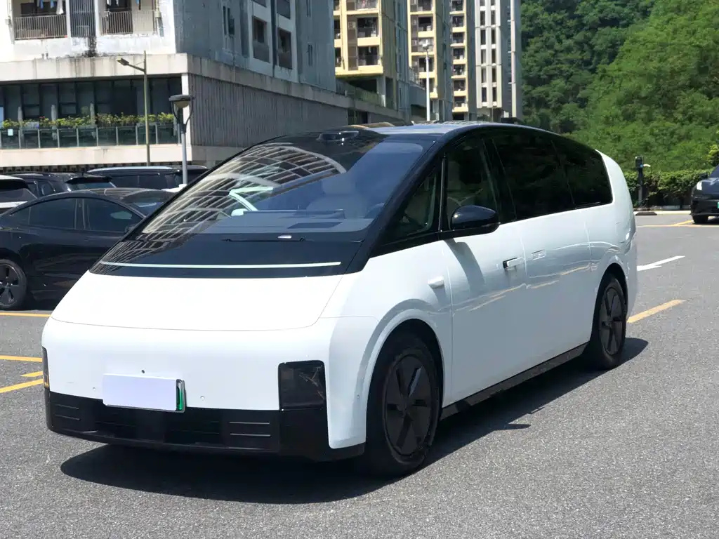 Li Auto MEGA