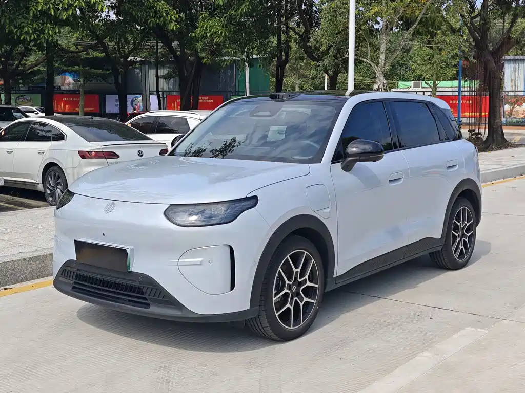 Leapmotor A10
