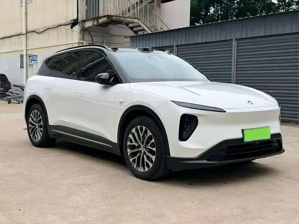 NIO ES6
