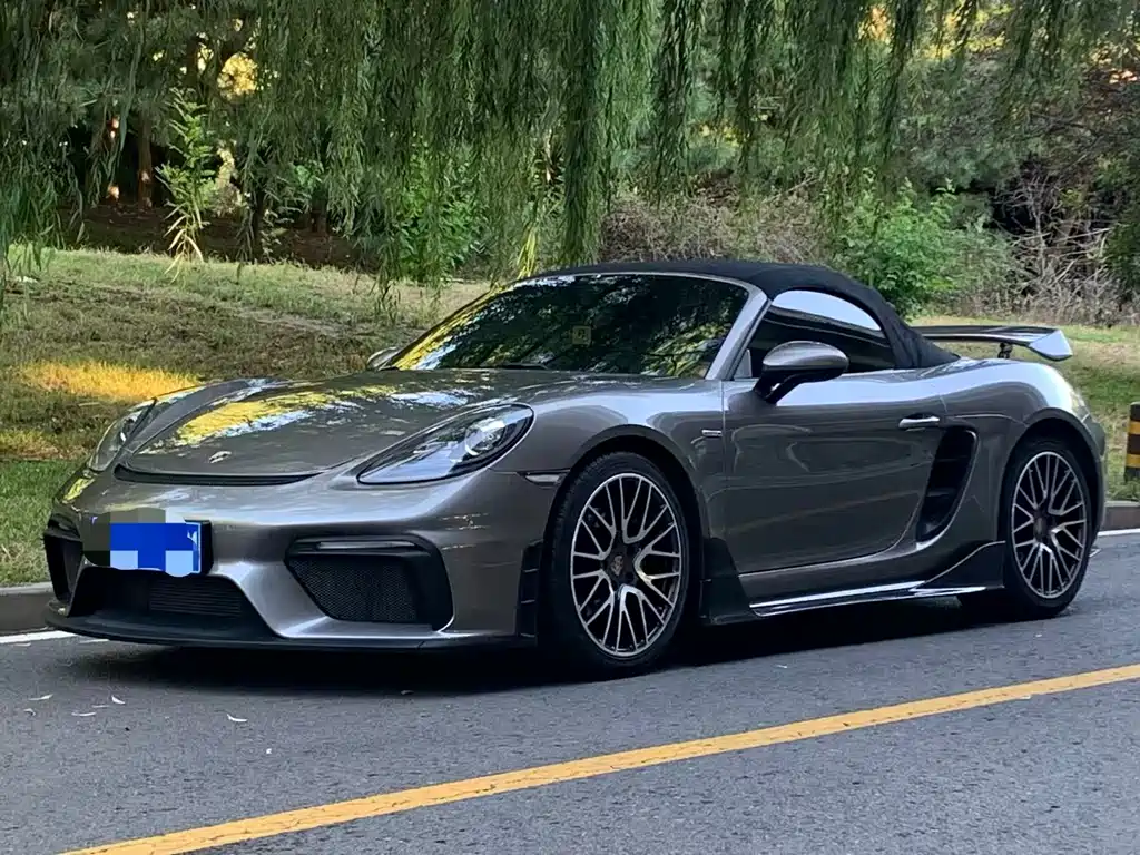 Porsche 718