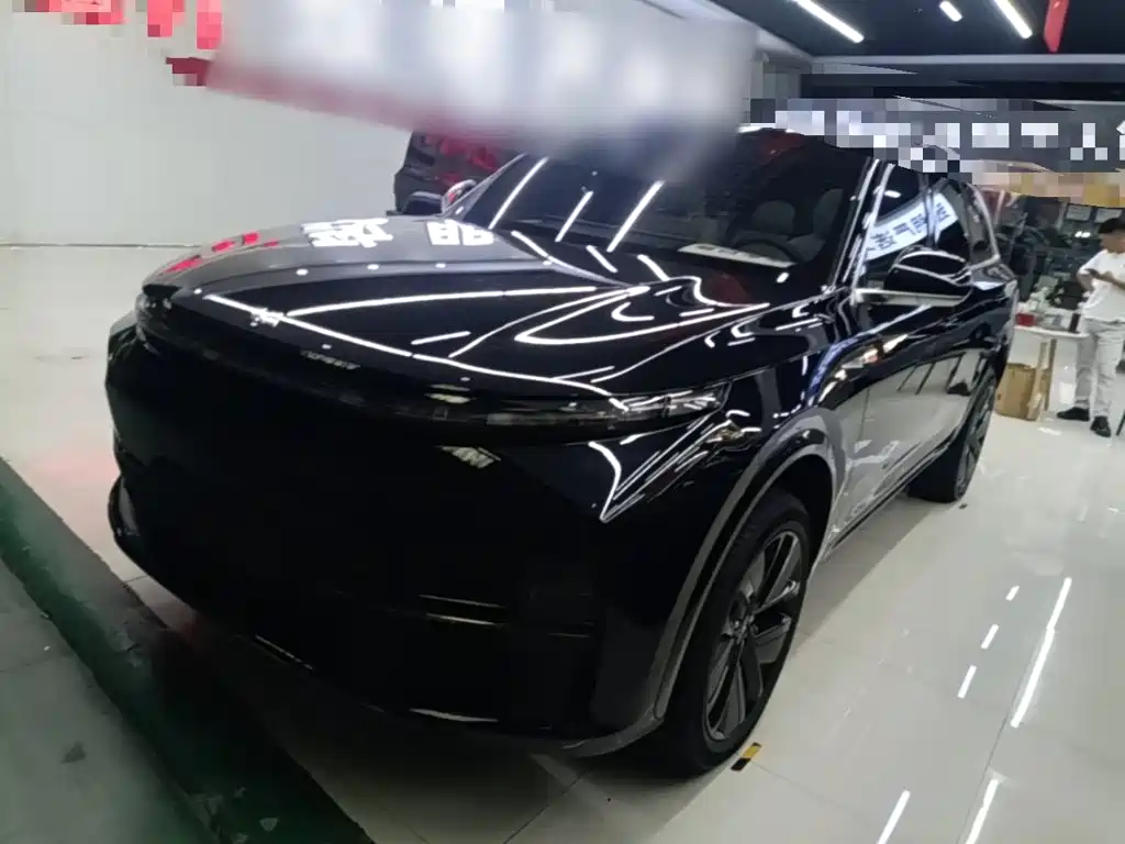 Li Auto L7