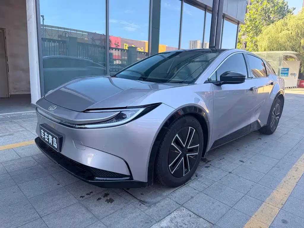 Toyota bZ5