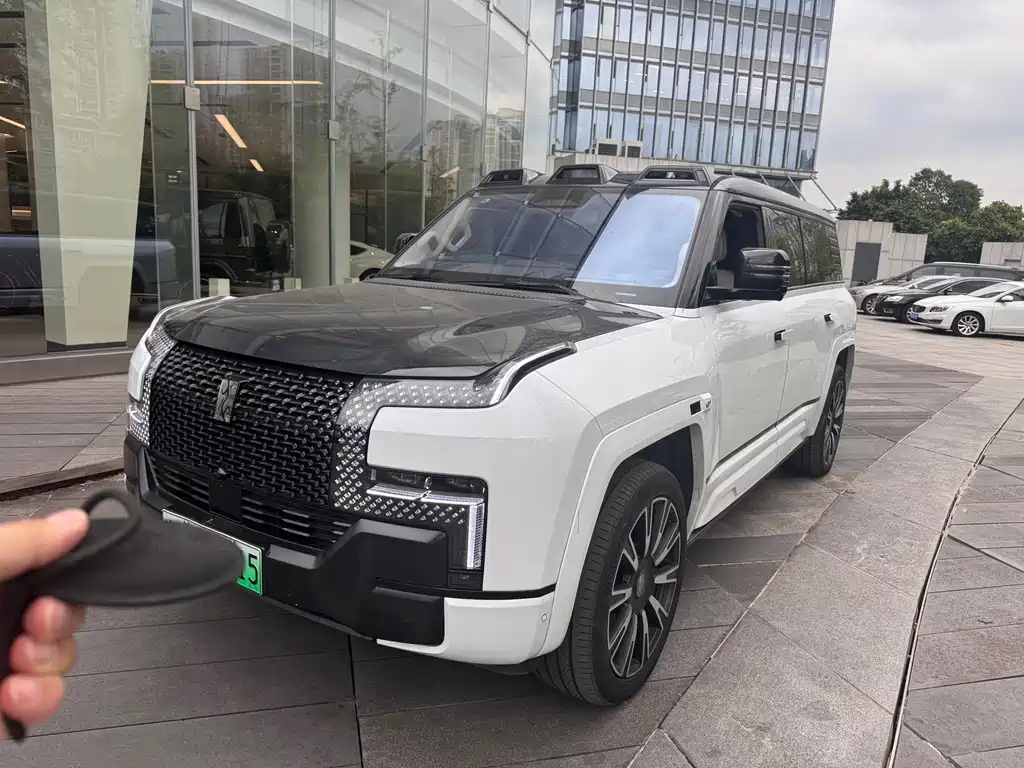 Yangwang U8 L